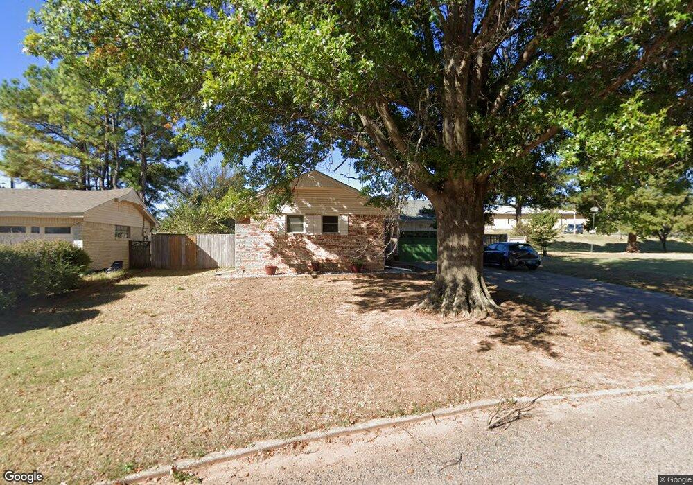 1512 N Oklahoma Ave, Shawnee, OK 74804 - photo 1