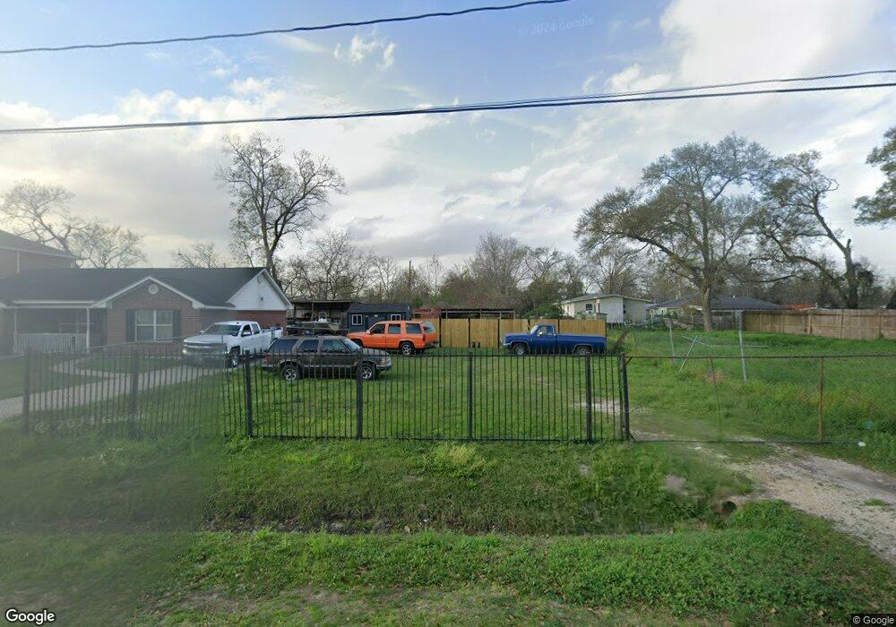 1062 Marjorie St, Houston, TX 77088 - photo 1