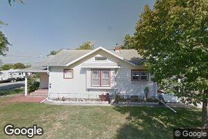 201 N 2nd St, Lockridge, IA 52635