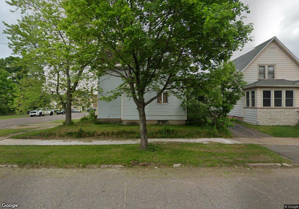 211 W Clark St, Negaunee, MI 49866 - photo 1