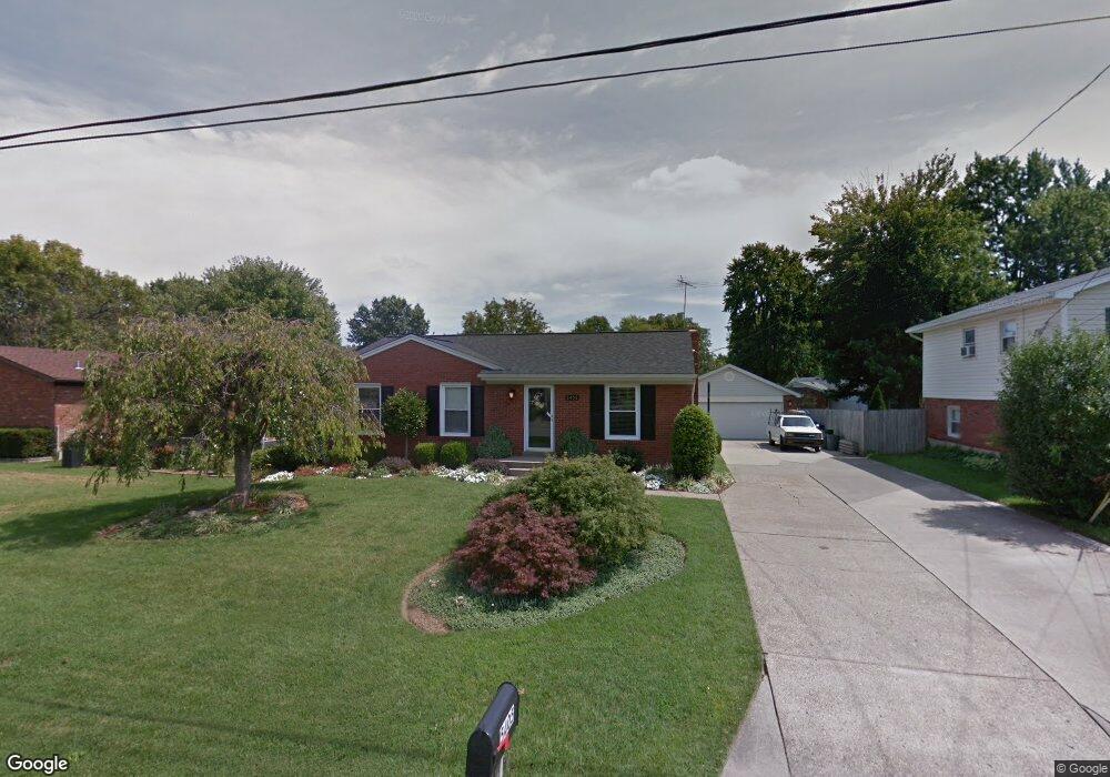 5405 Idlewood Ln, Louisville, KY 40291 - photo 1