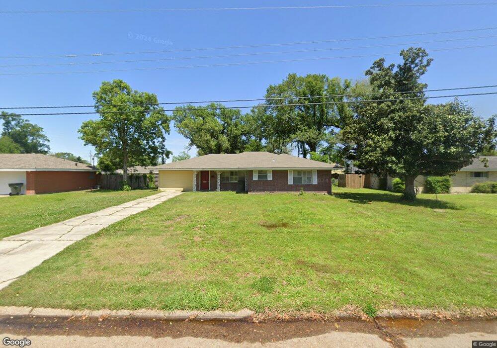 724 Contour Dr, Lake Charles, LA 70605 - photo 1