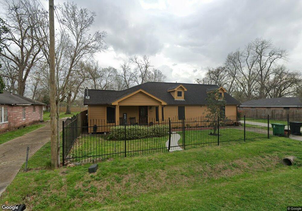 967 Glen Ave, Houston, TX 77088 - photo 1
