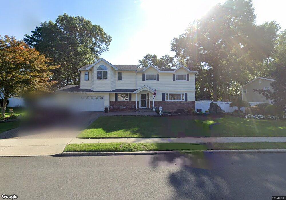 39 Corsa St, Dix Hills, NY 11746 - photo 1