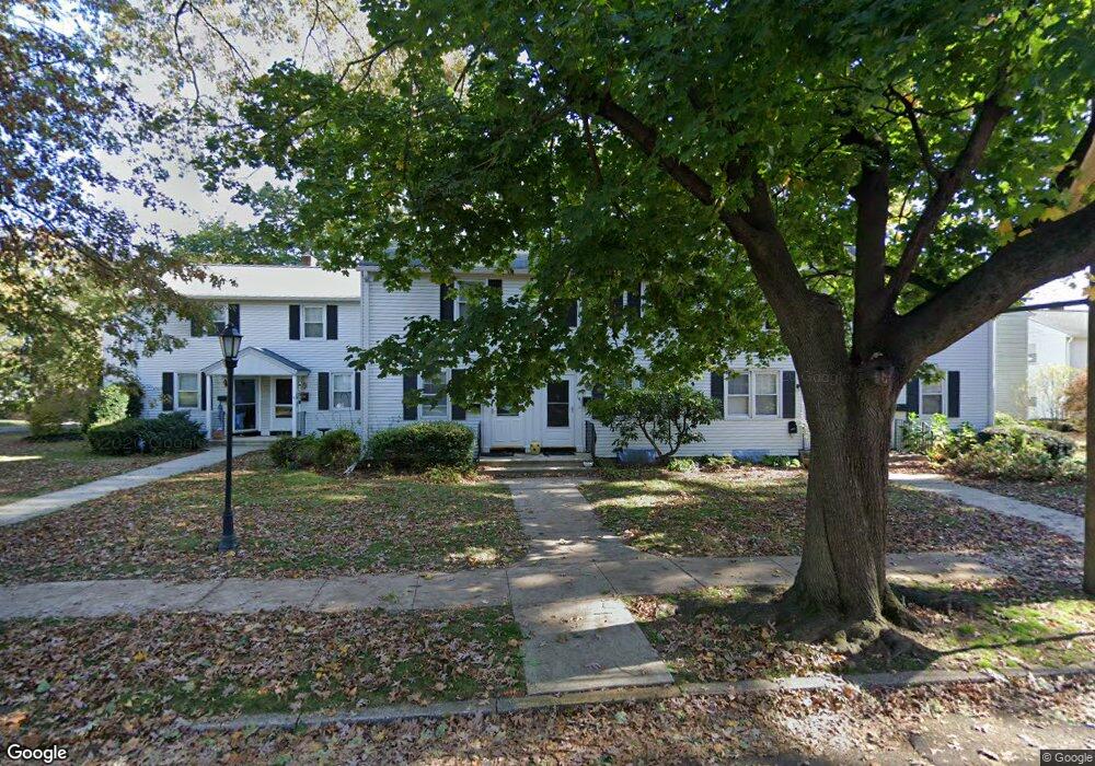 141 Sylvan Knoll Rd unit 141, Stamford, CT 06902 - photo 1