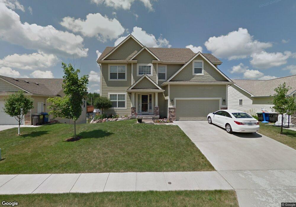 4908 Sawyers Dr, Des Moines, IA 50310 - photo 1