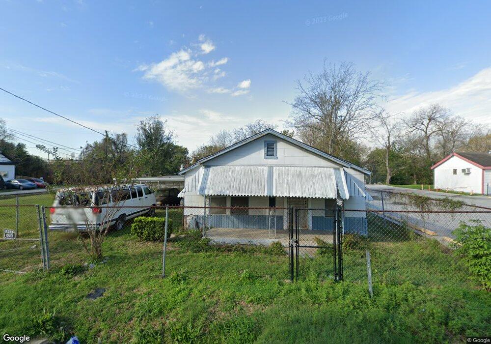 3105 Kirk St, Houston, TX 77026 - photo 1