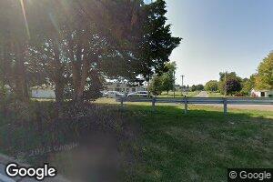 413 E North St, Stronghurst, IL 61480