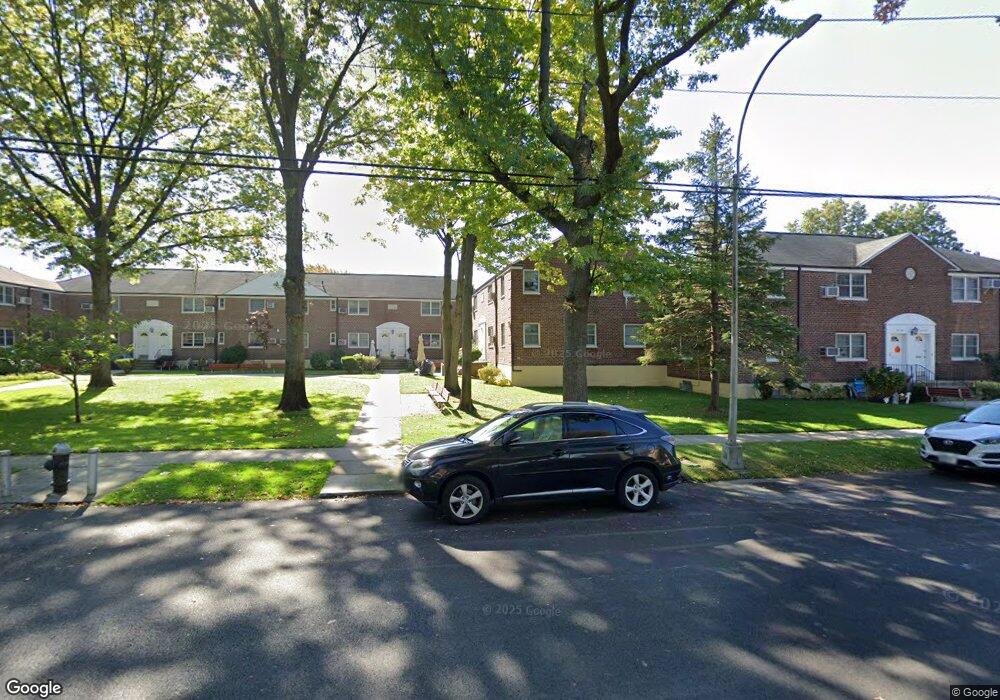 25510 61st Ave, Little Neck, NY 11362 - photo 1