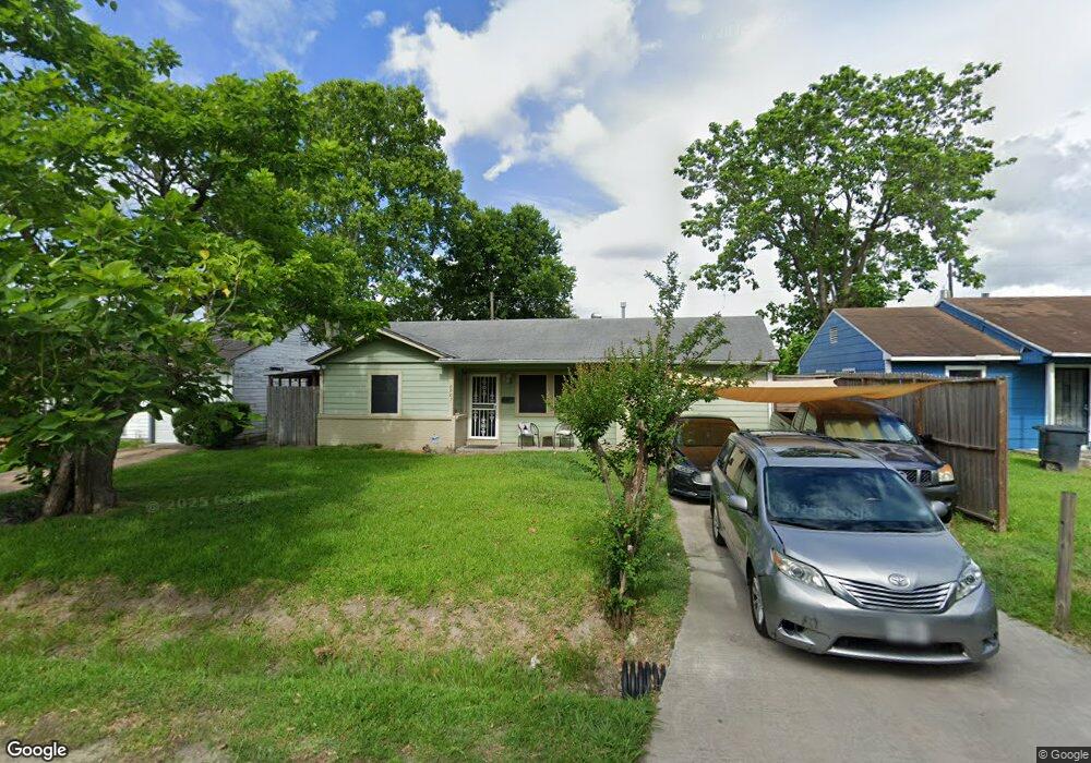 9905 Bonazzi St, Houston, TX 77088 - photo 1