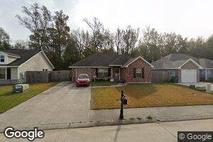 221 Allie Ln, Luling, LA 70070