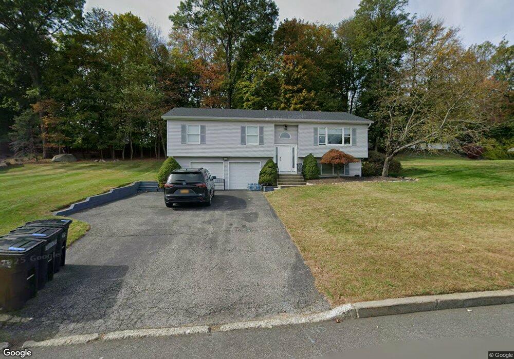 11 Jon Leif Ln, Spring Valley, NY 10977 - photo 1