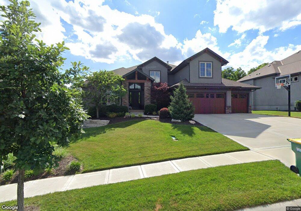 10527 W 168th Terrace, Overland Park, KS 66221 - photo 1