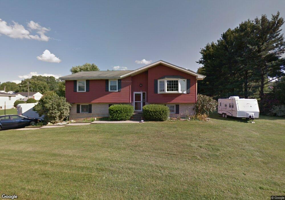 34 W Stone Aly, Alburtis, PA 18011 - photo 1