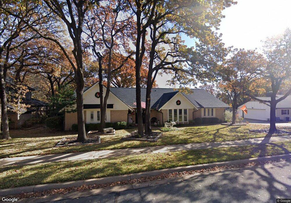 3912 Welwyn Way Dr, Bedford, TX 76021 - photo 1