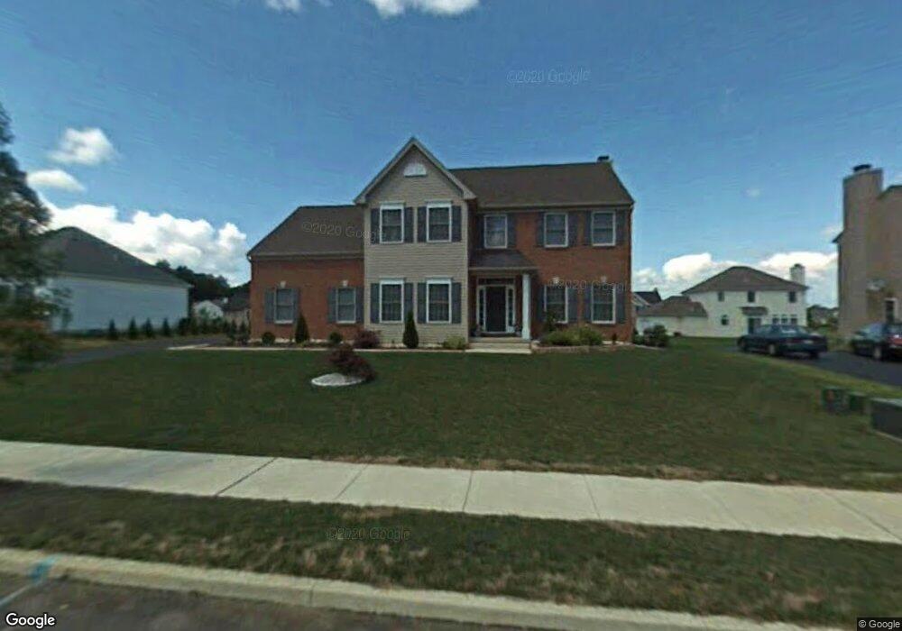 1314 Foxview Dr, Bethlehem, PA 18017 - photo 1