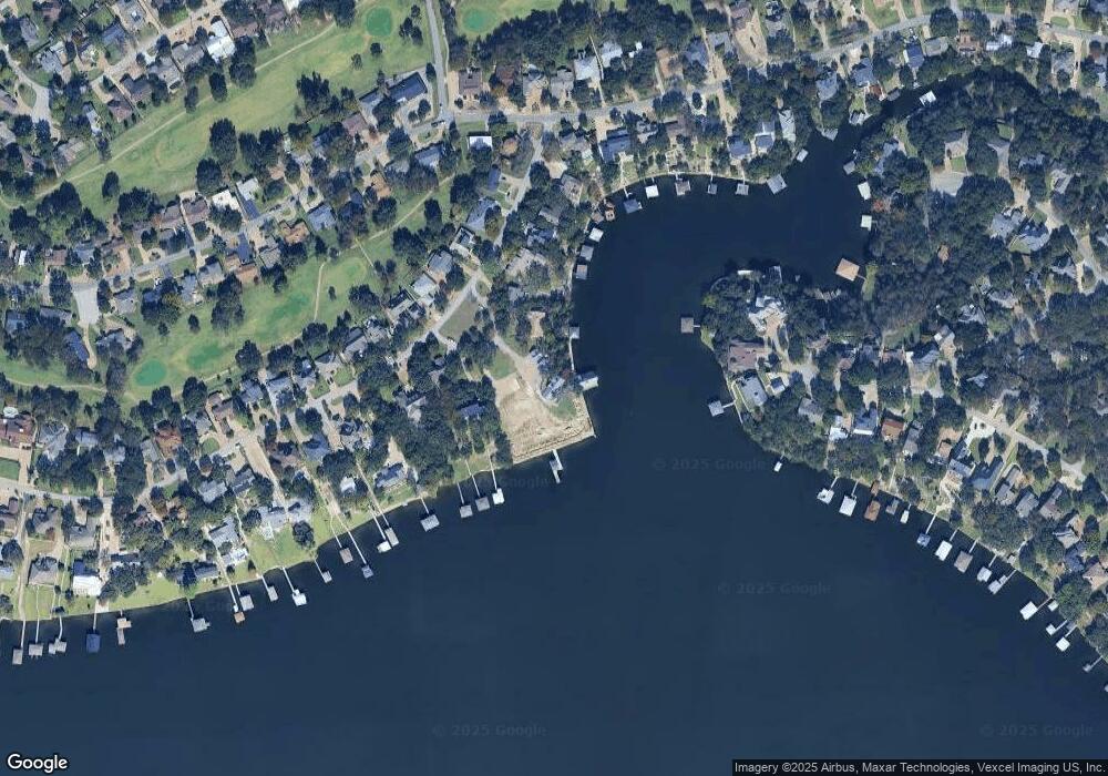 3915 Crescent Dr, Granbury, TX 76049 - photo 1