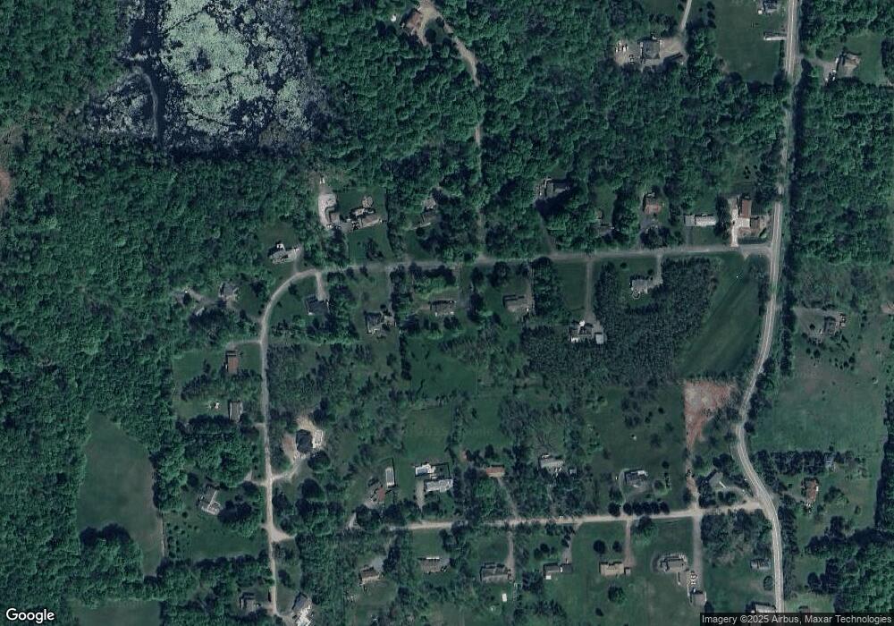 242 Edgefield Rd, Lake Ariel, PA 18436 - photo 1