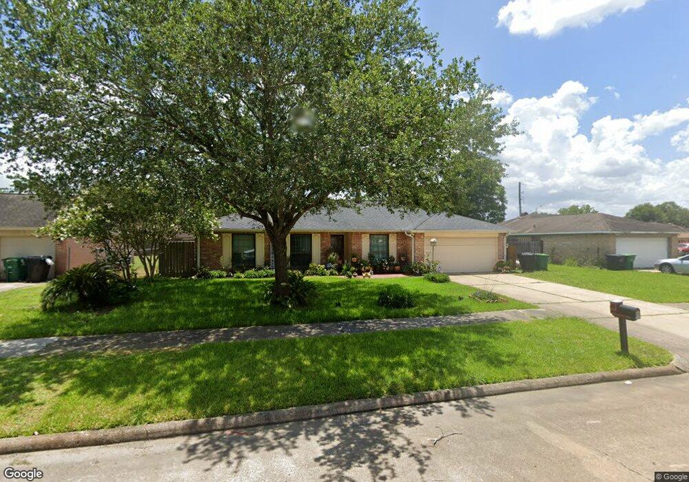8406 Gulfwood Ln, Houston, TX 77075 - photo 1