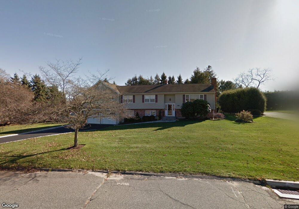 54 Zephyr Rd, Trumbull, CT 06611 - photo 1