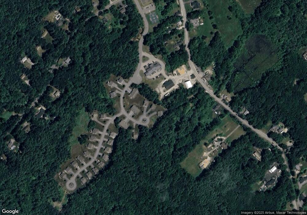 62 Veterans Way unit 11, Hampstead, NH 03841 - photo 1