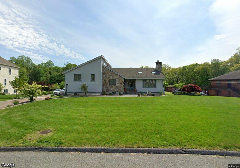 45 Chalon Rd, Trumbull, CT 06611 - photo 1