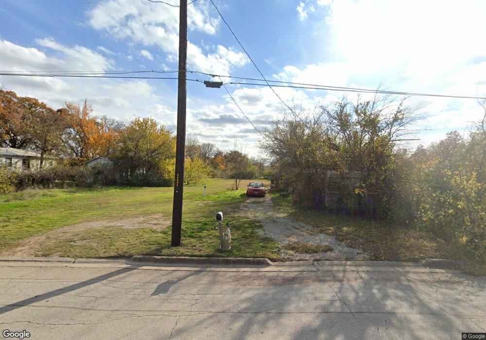 212 Daniels St, Denton, TX 76205 - photo 1