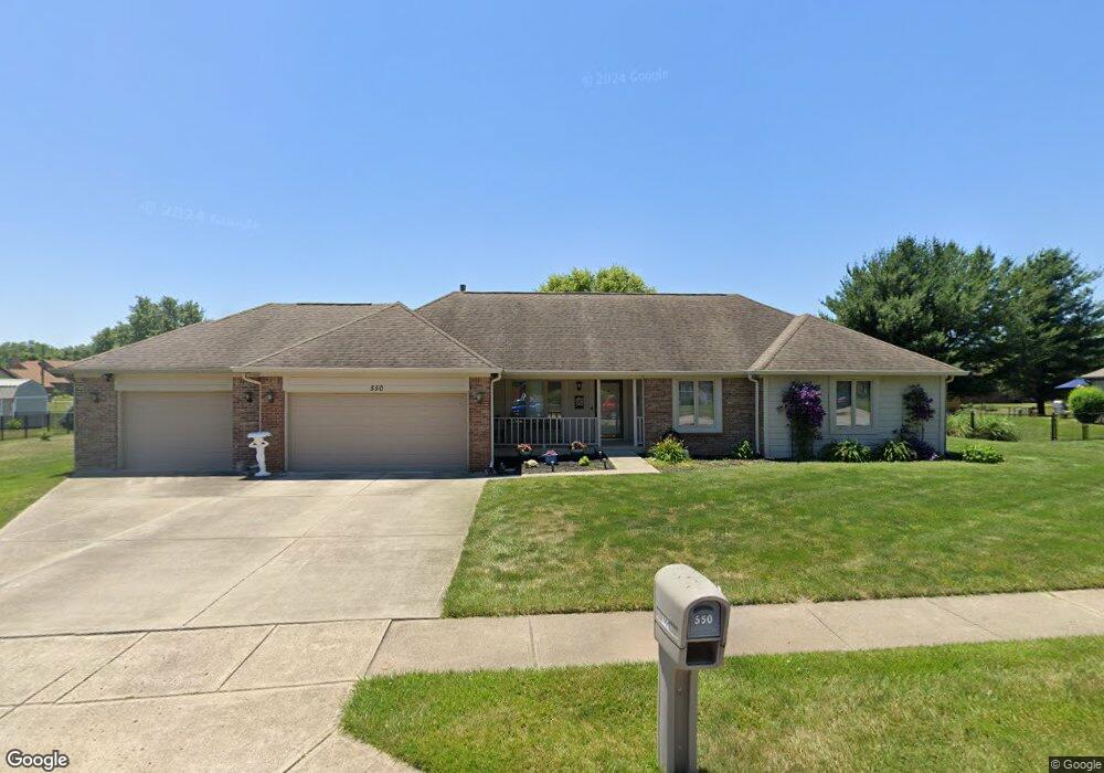 550 Crestpoint Ln, Plainfield, IN 46168 - photo 1