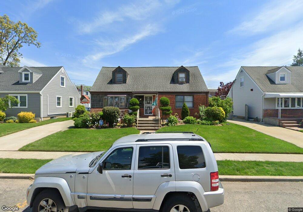 297 Claflin Blvd, Franklin Square, NY 11010 - photo 1