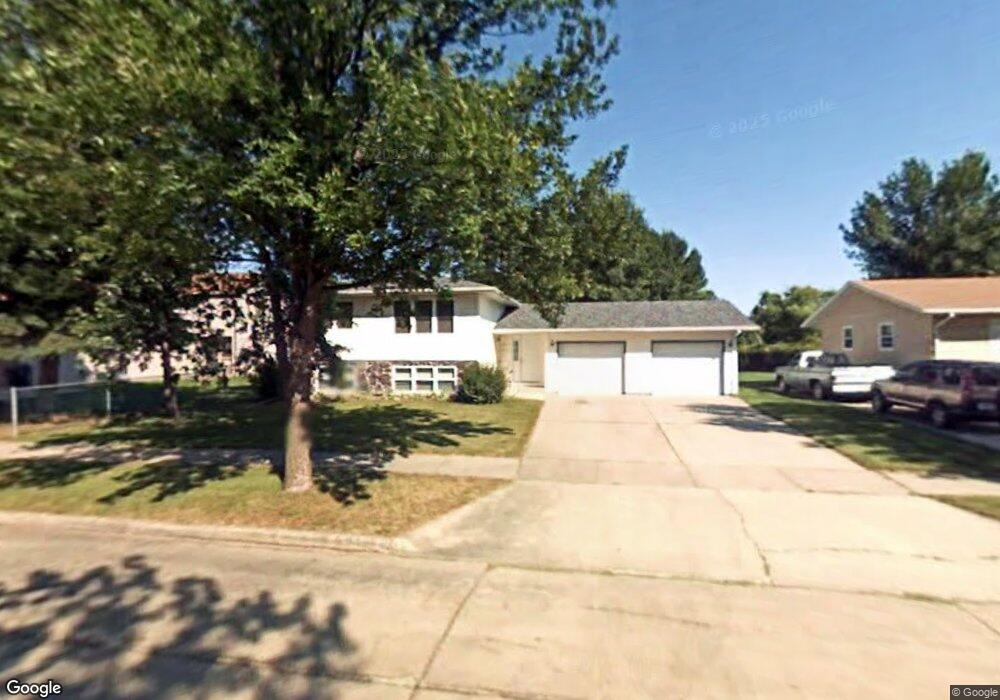 2237 Springbrook Ct, Grand Forks, ND 58201 - photo 1