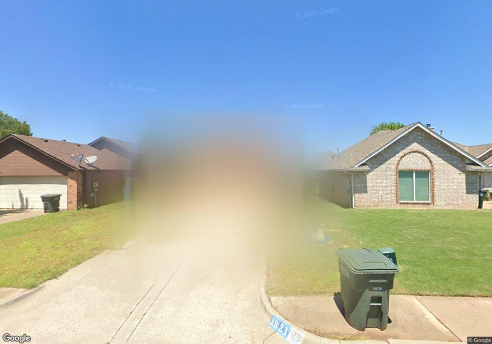 1921 Mark Rd, Edmond, OK 73003 - photo 1