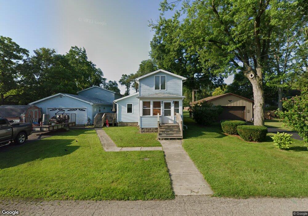 8 Buckeye St, Three Oaks, MI 49128 - photo 1