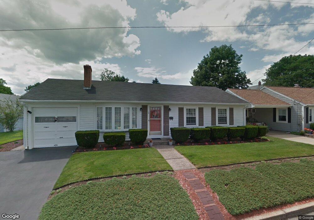 14 Orms St, Pawtucket, RI 02861 - photo 1
