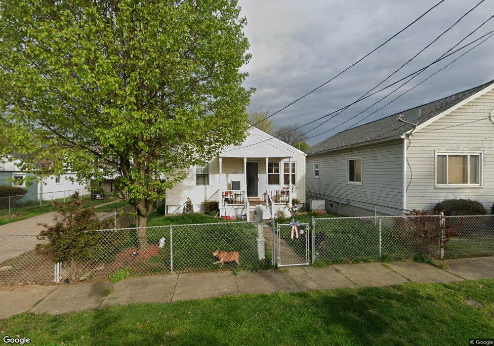 307 21st St, Dunbar, WV 25064 - photo 1