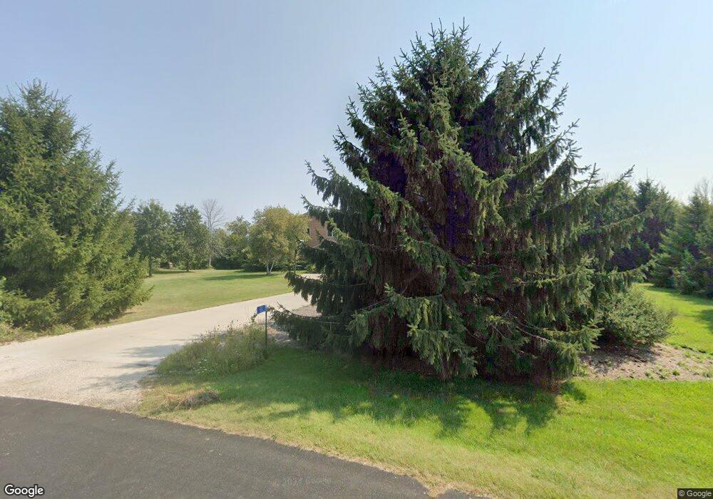 227 Joans Ct, Cedar Grove, WI 53013 - photo 1