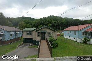 213 Nelson St, Sophia, WV 25921