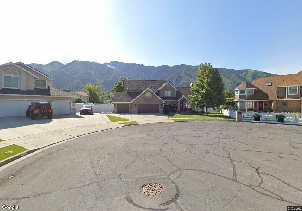 2008 Wyngate Cir, Sandy, UT 84092 - photo 1