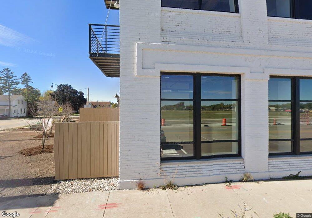 851 S Main St, Oshkosh, WI 54902 - photo 1