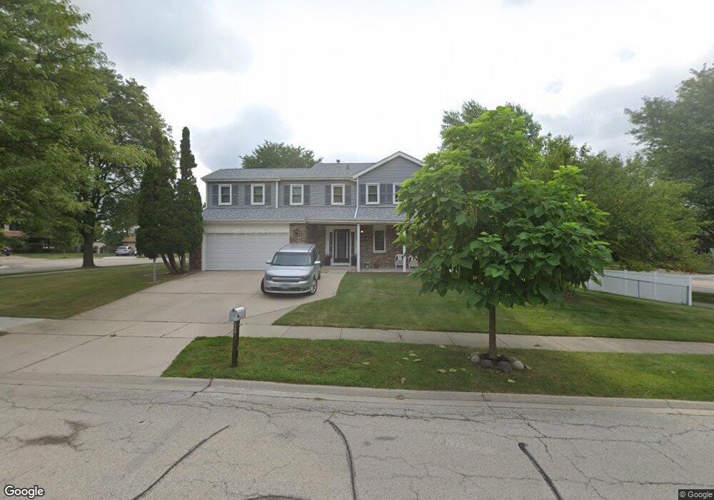 1129 Tyler Dr, Schaumburg, IL 60193 - photo 1