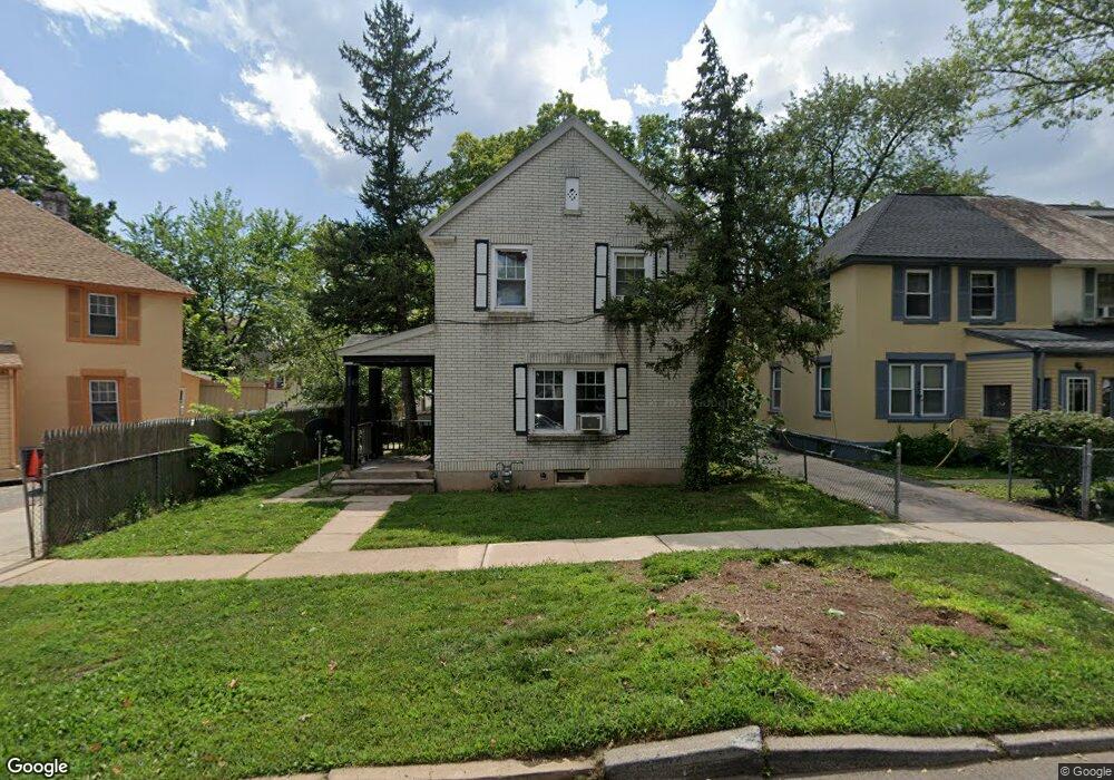 34 Mitchell Ave, New Brunswick, NJ 08901 - photo 1