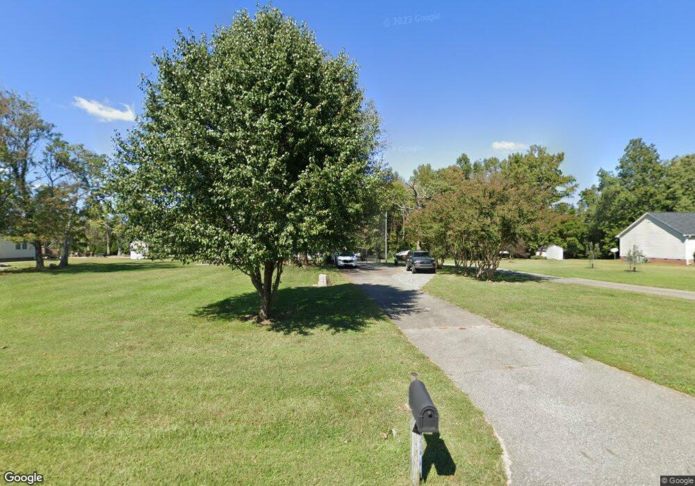 2558 Foxfire Ln, Burlington, NC 27217 - photo 1