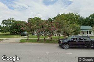 604 Broad St, Camden, SC 29020