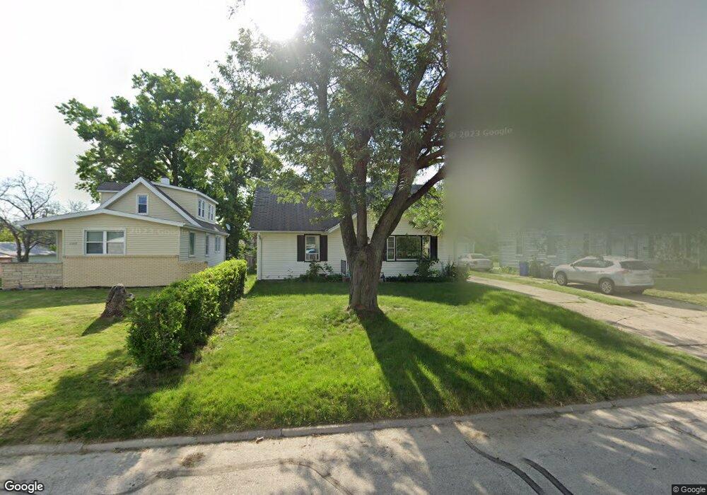 1112 36th St SE, Cedar Rapids, IA 52403 - photo 1