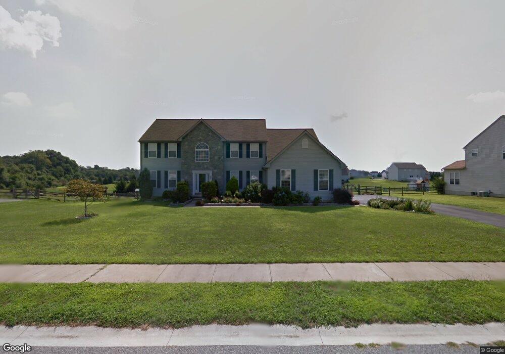 341 Wheatsheaf Dr, New Castle, DE 19720 - photo 1