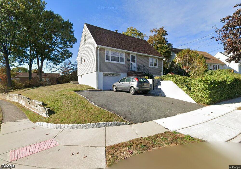 4 Meadow Ln, Clifton, NJ 07012 - photo 1