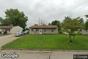 2817 E Cardinal Dr, Decatur, IL 62526