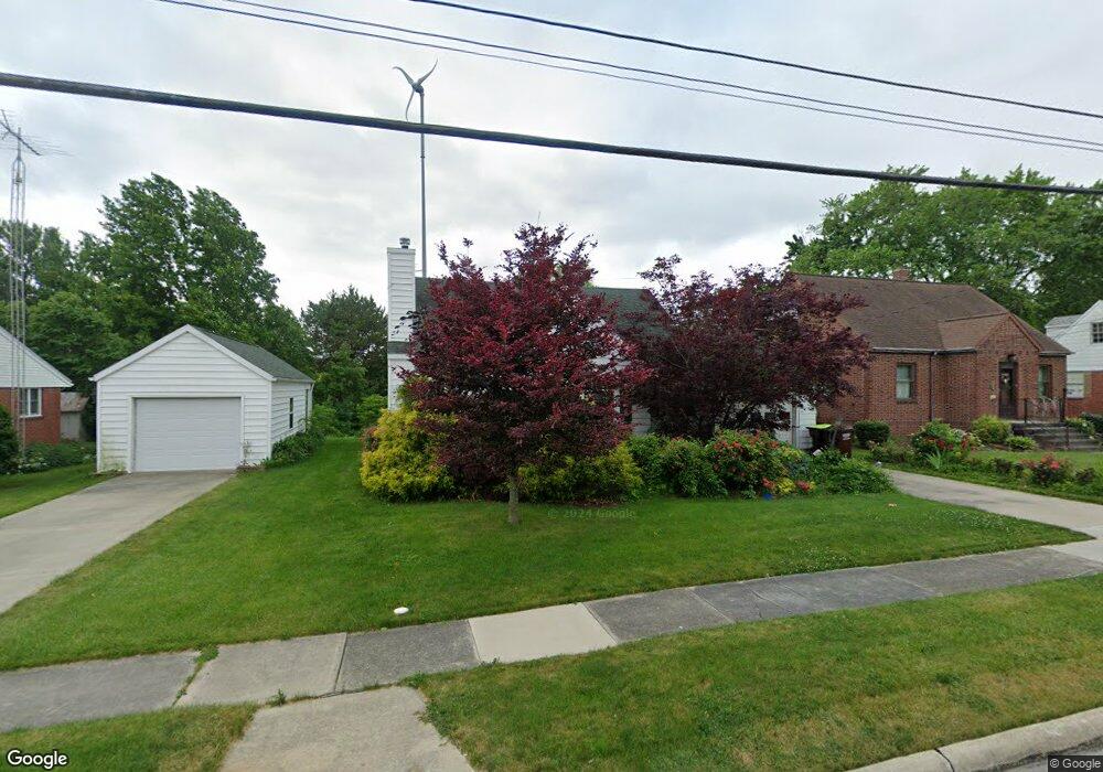 319 Erie St, Woodville, OH 43469 - photo 1