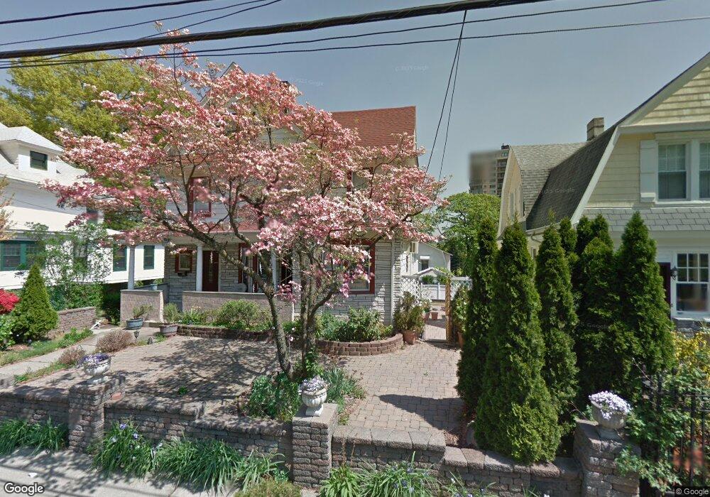 23 Myrtle Ave, Edgewater, NJ 07020 - photo 1