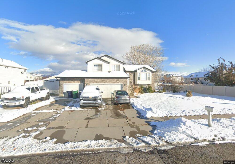 5976 S 4300 W, Hooper, UT 84315 - photo 1