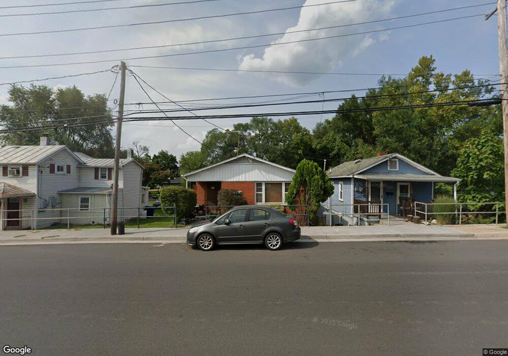 222 E 6th St, Front Royal, VA 22630 - photo 1